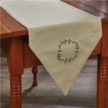 Cotton Wreath Table Runner 13X42