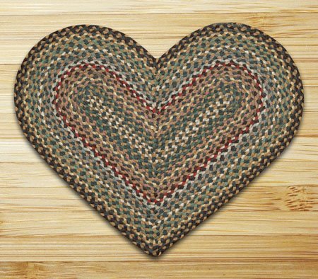 Fir/Ivory Heart Shaped Braided Rug 20