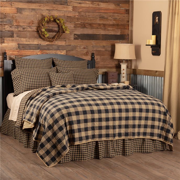 Black Check Queen Quilt Coverlet 90Wx90L Thumbnail