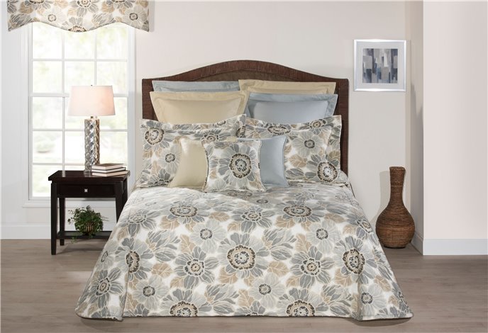 Verona II Full Bedspread Thumbnail