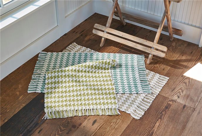 Houndstooth Ctn Rug 24X42 Aloe Thumbnail